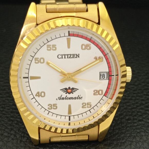 Vintage 1991 Citizen Automatic Mens Gold Watch W/daydate & Red accents - Picture 4 of 10
